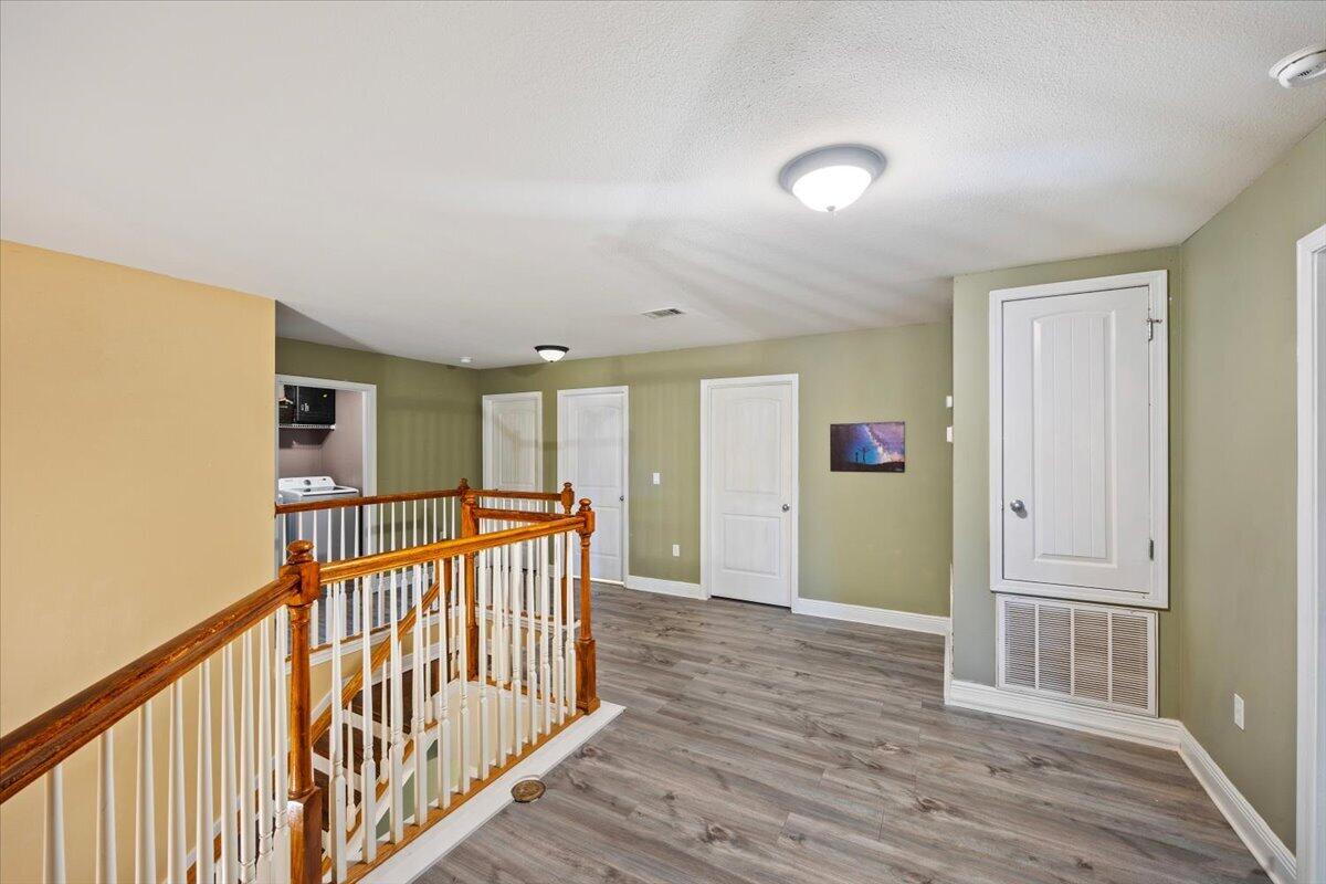 2883 Dunsmuir Drive