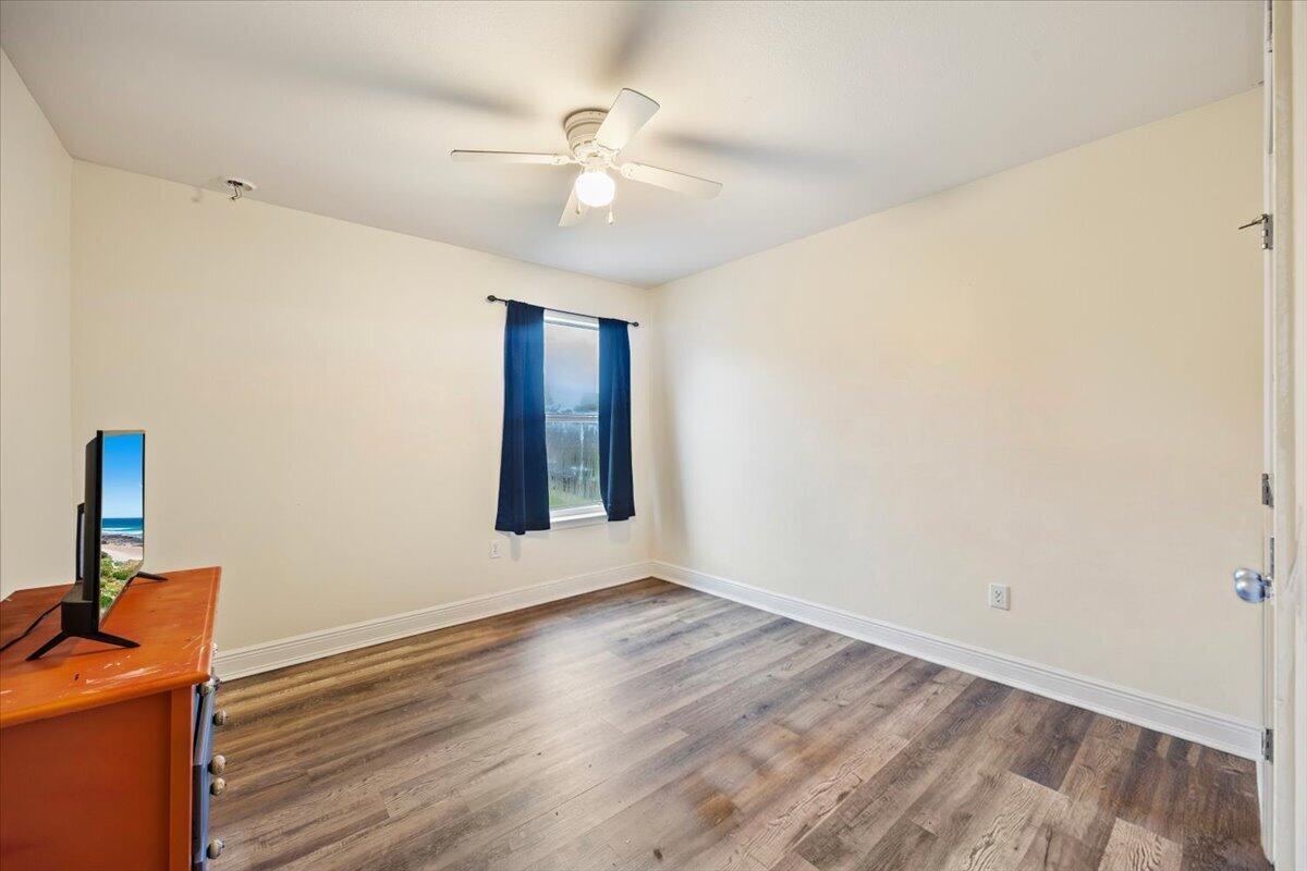 2883 Dunsmuir Drive