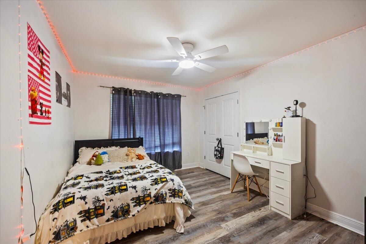 2883 Dunsmuir Drive