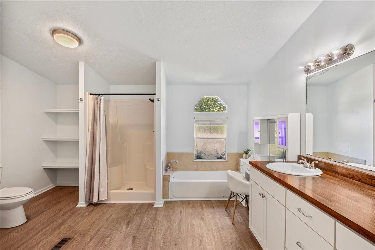 3002 Crittenden Drive