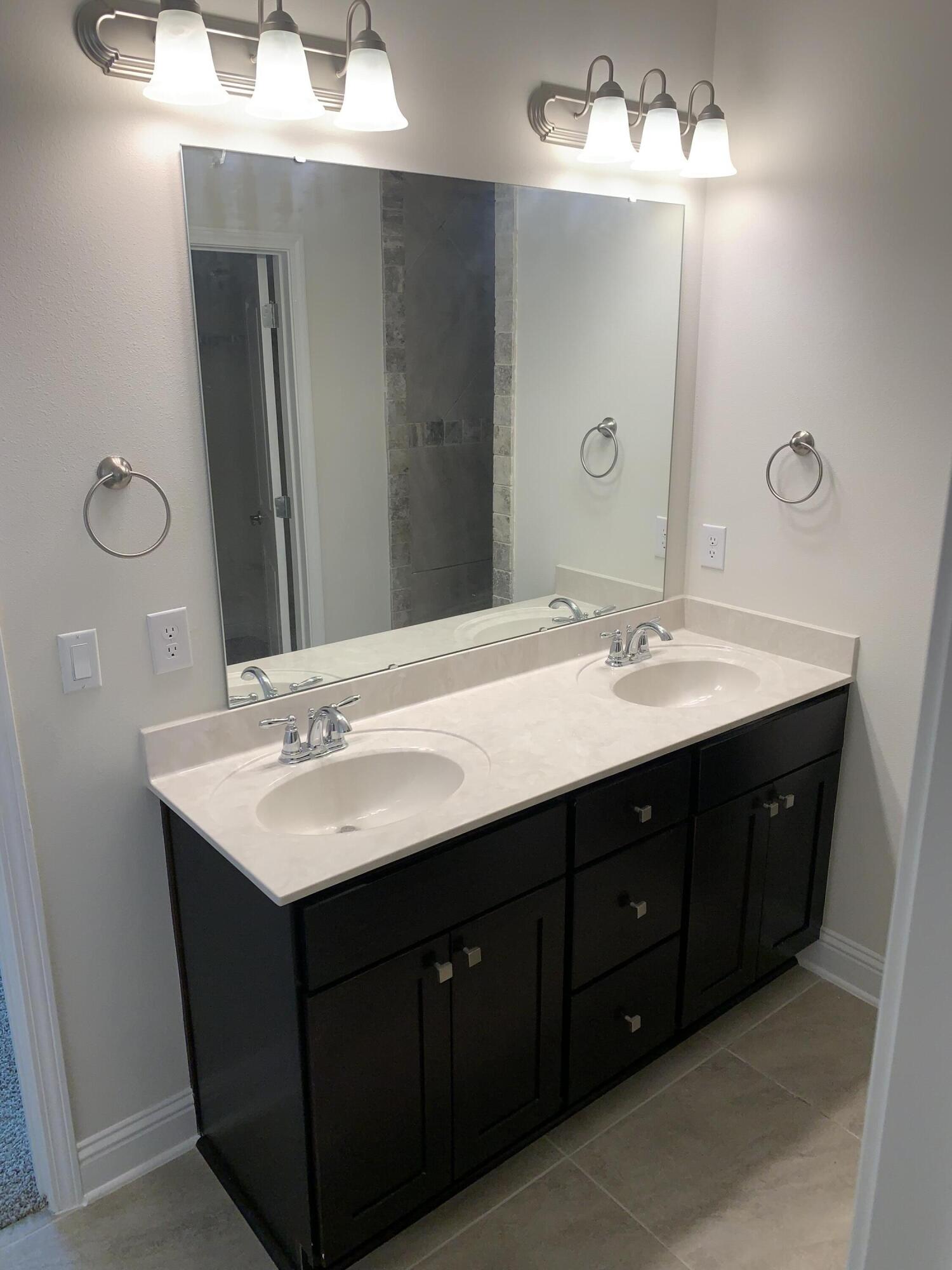 9602 Creets Landing Drive, CL11