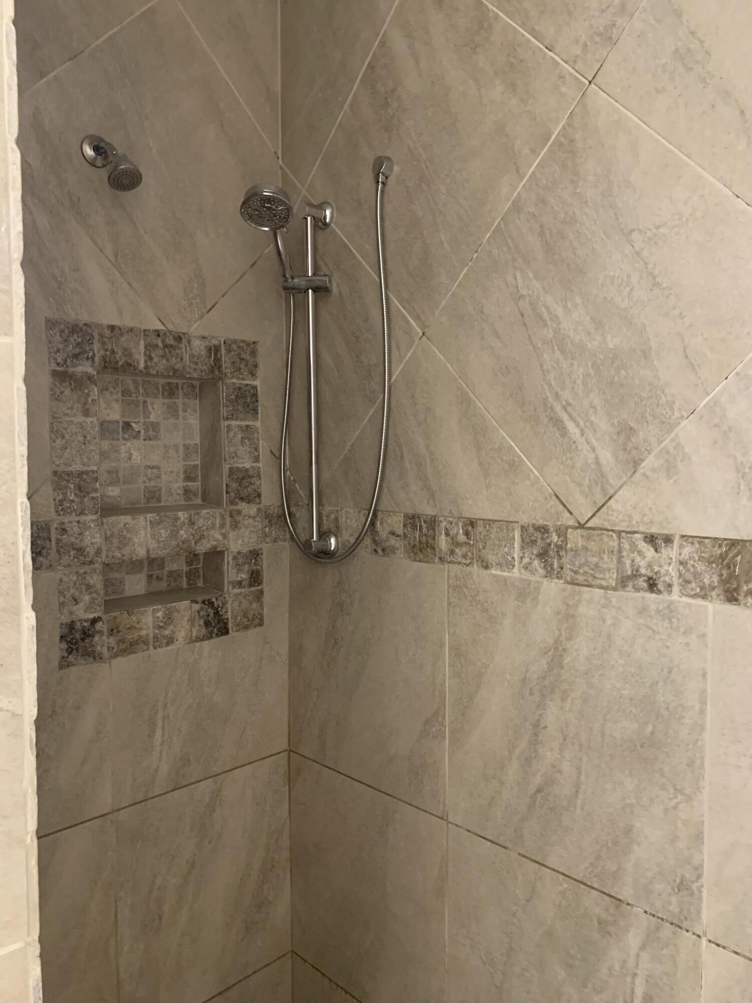 9602 Creets Landing Drive, CL11