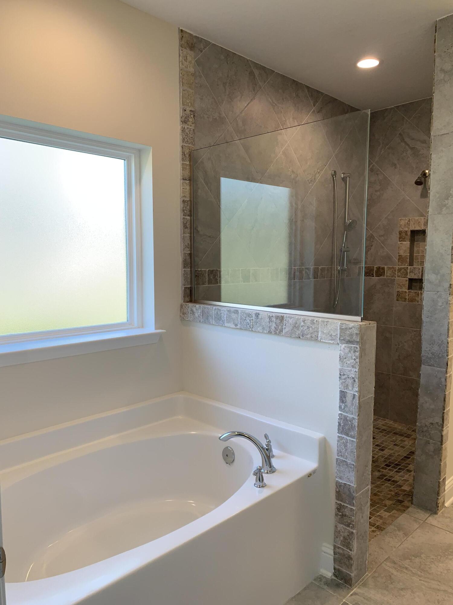 9540 Creets Landing, CL02