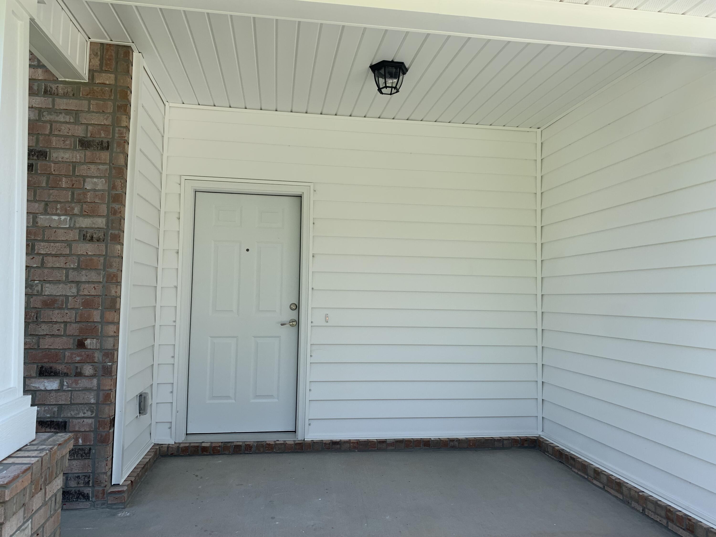 9540 Creets Landing, CL02