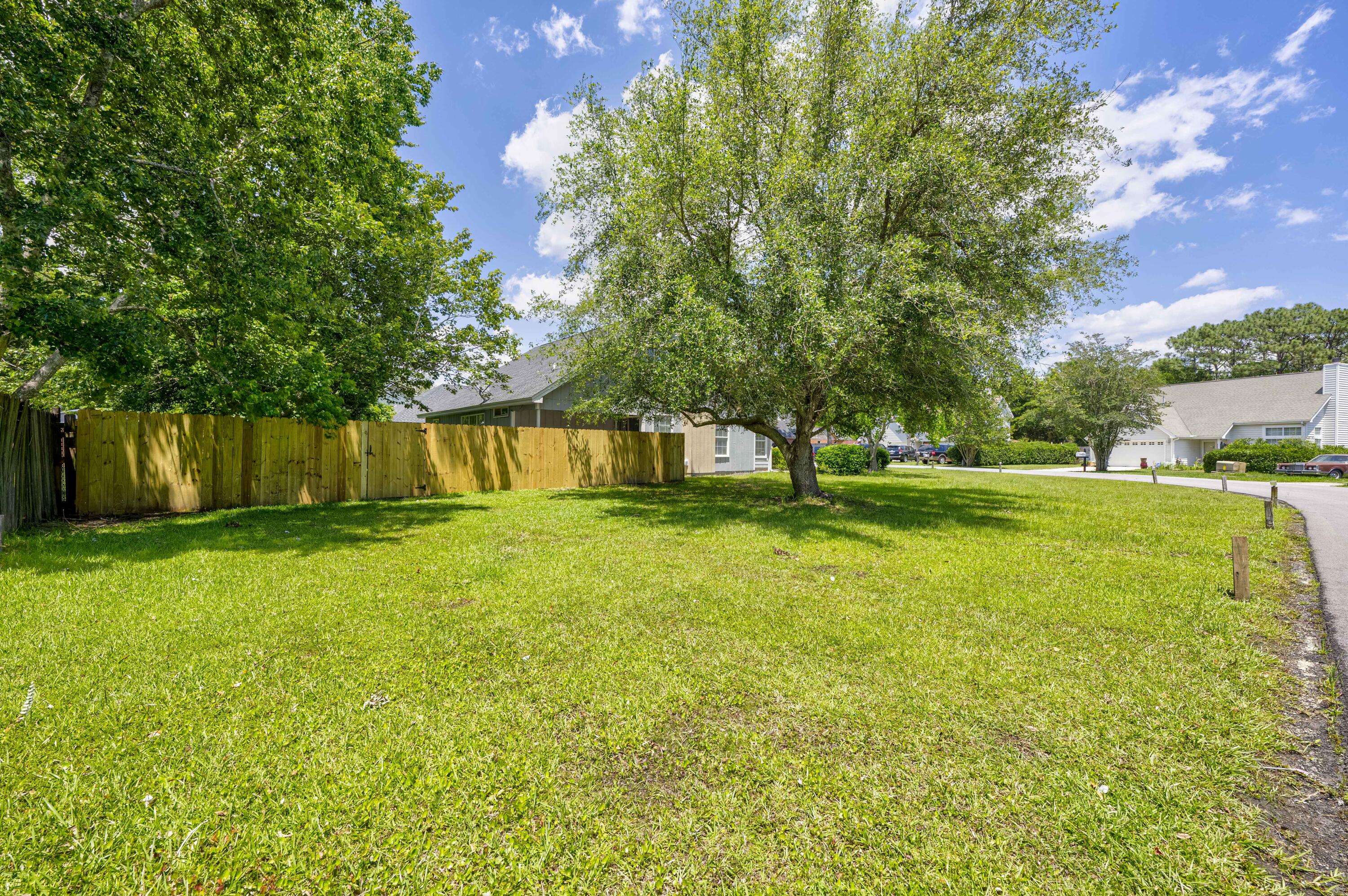 2204 Bellmeade Circle