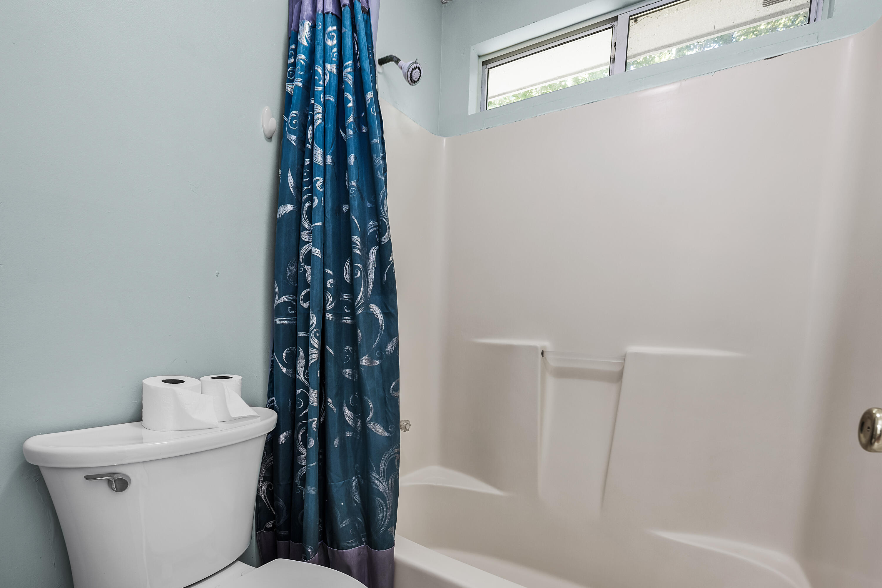 2204 Bellmeade Circle