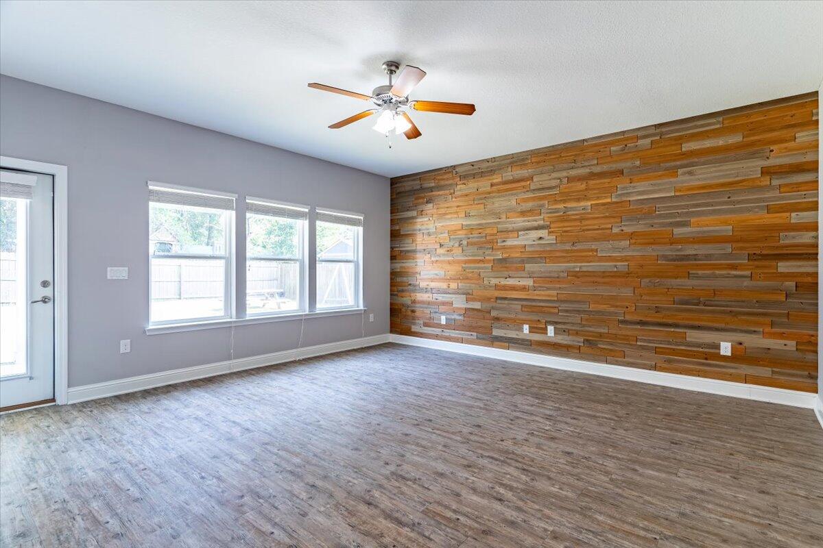 8565 Holley Hills Circle