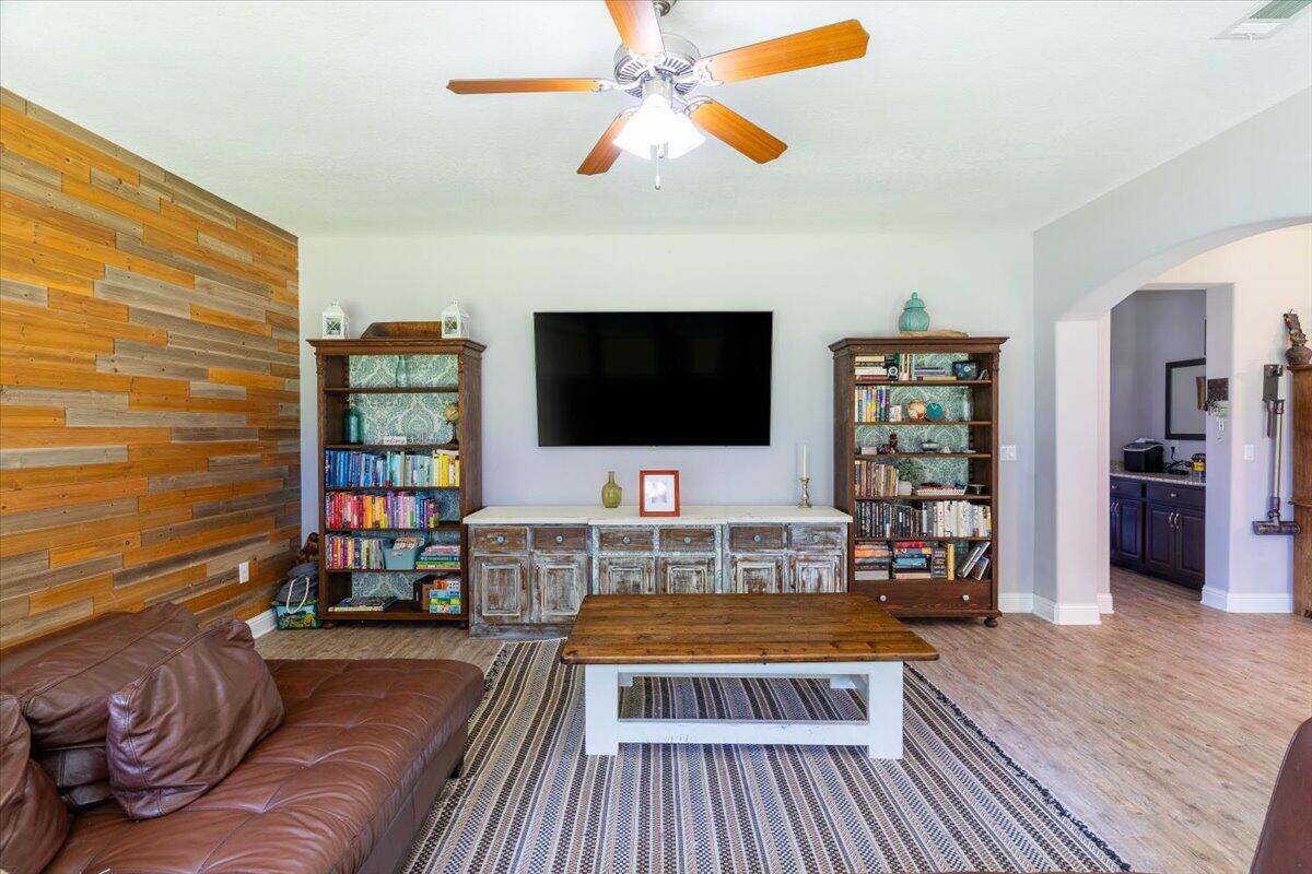 8565 Holley Hills Circle