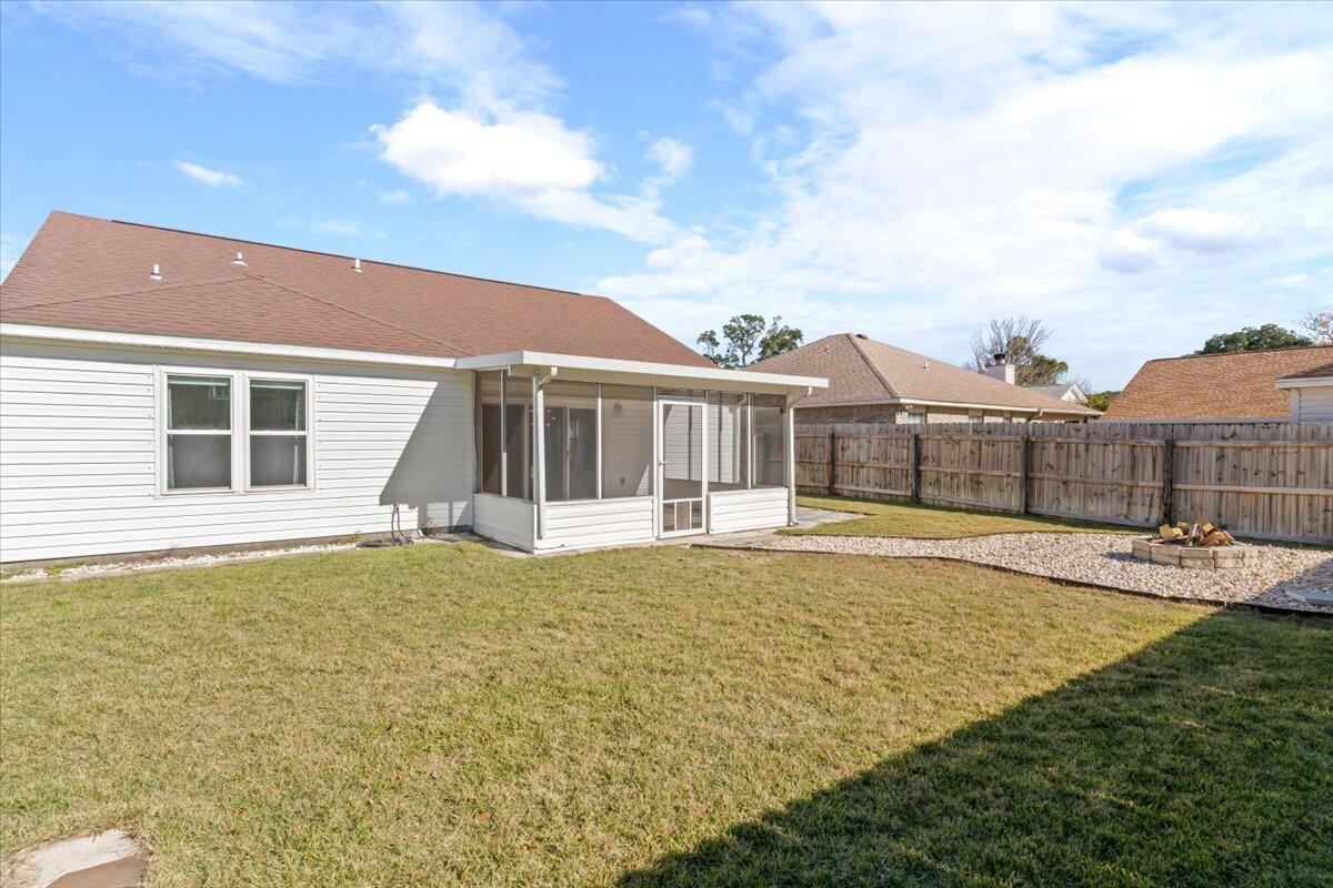 961 John Wayne Circle