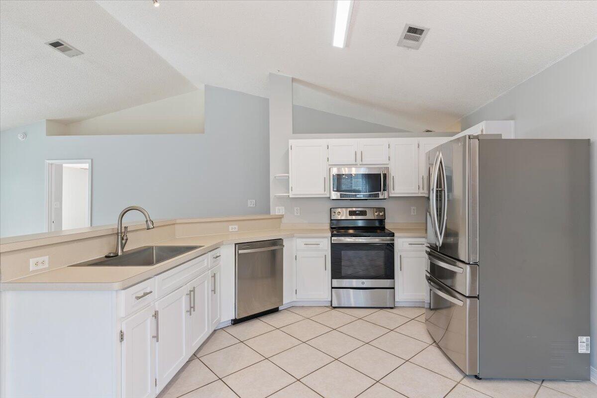 961 John Wayne Circle