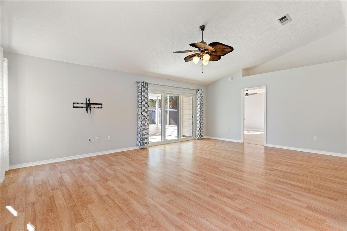 961 John Wayne Circle