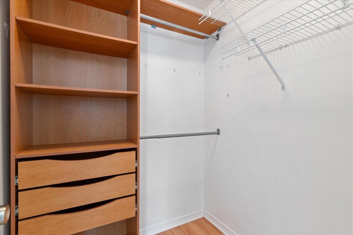 961 John Wayne Circle