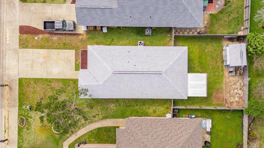 5586 Huntleigh Place