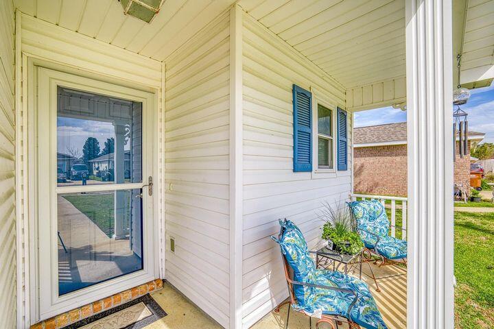 5586 Huntleigh Place