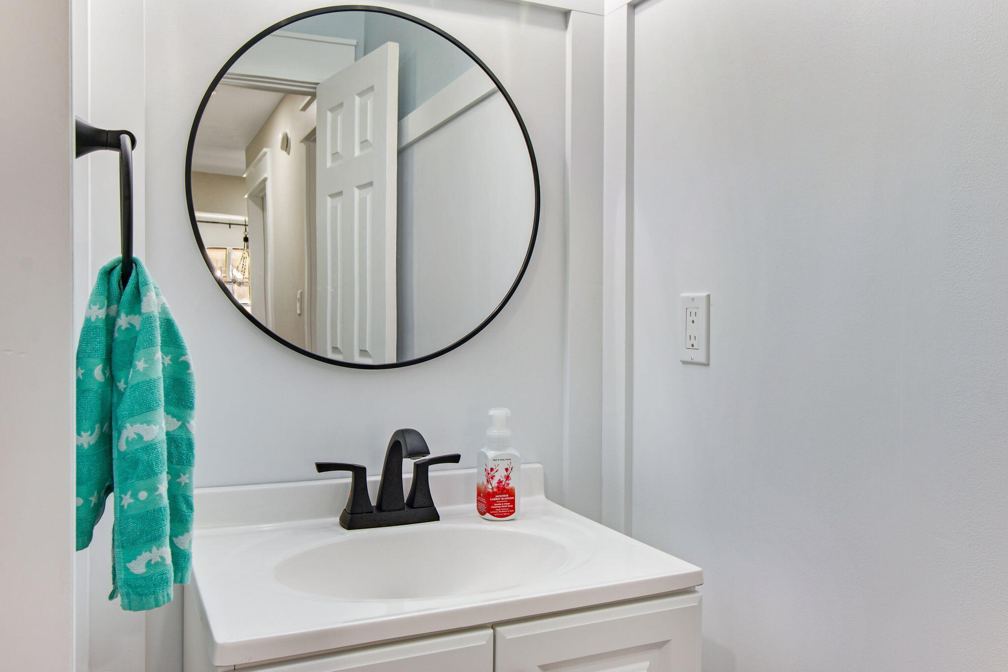 1763 Guildford Court