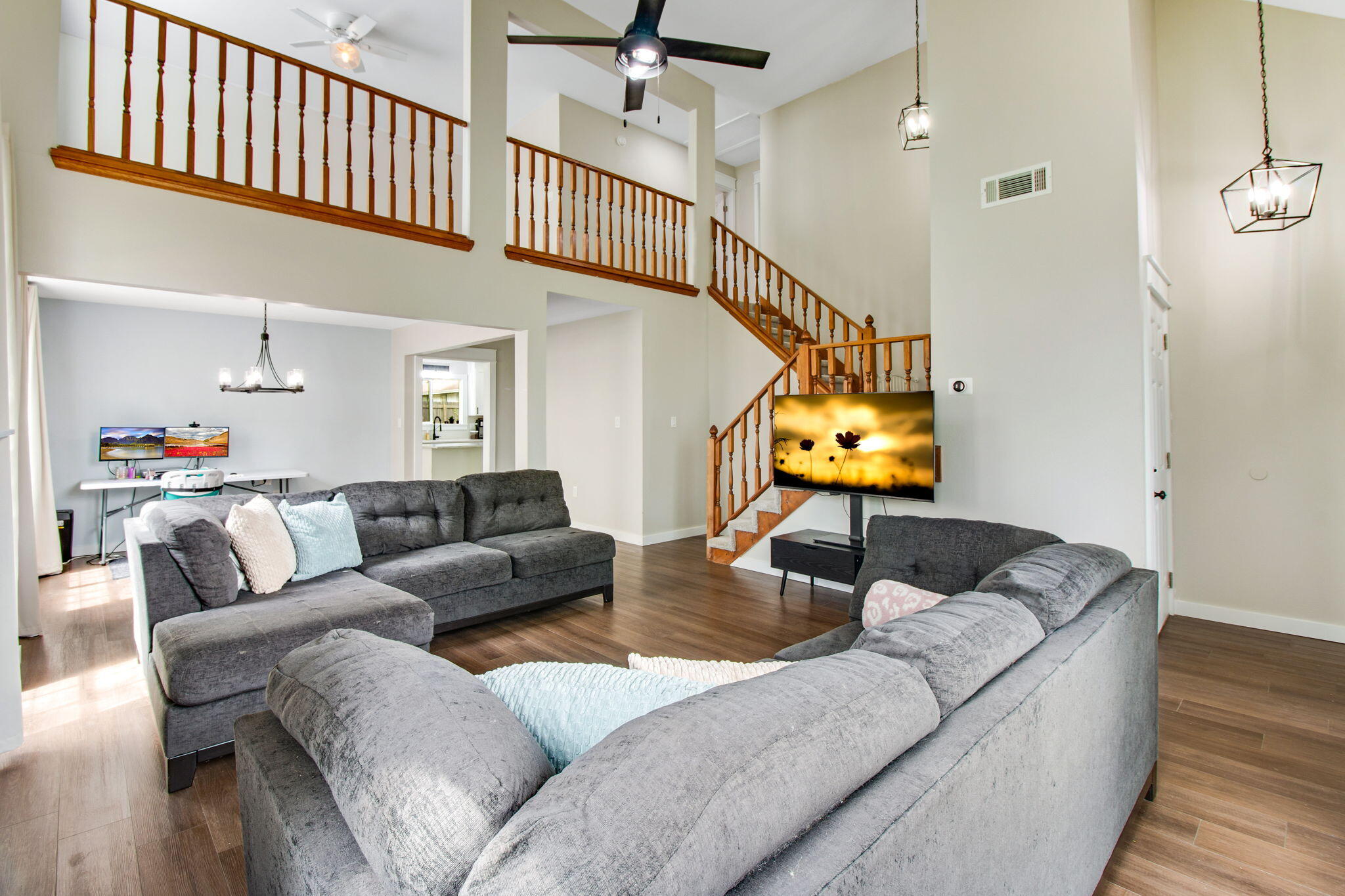 1763 Guildford Court