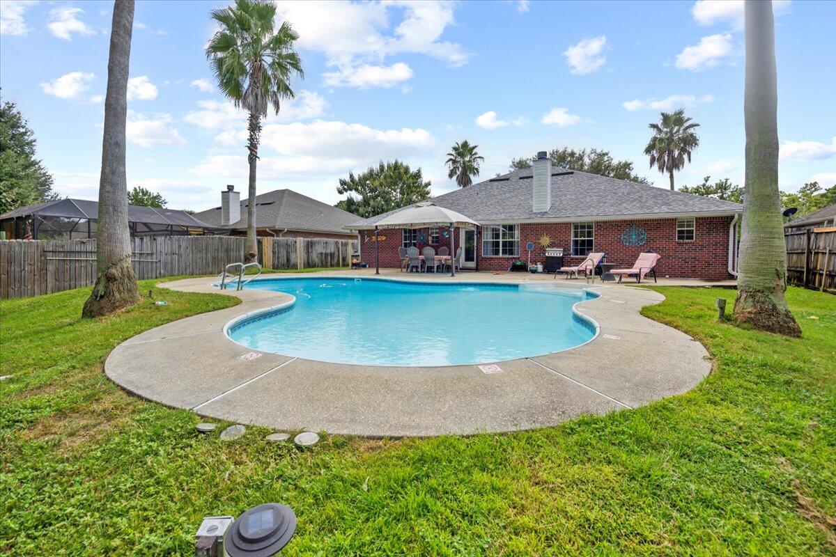7006 Brighton Oaks Blvd Boulevard