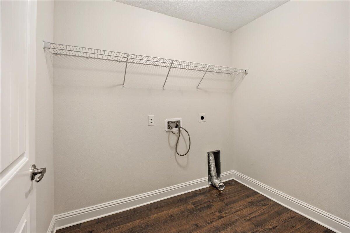 9586 Creets Landing Drive CL07