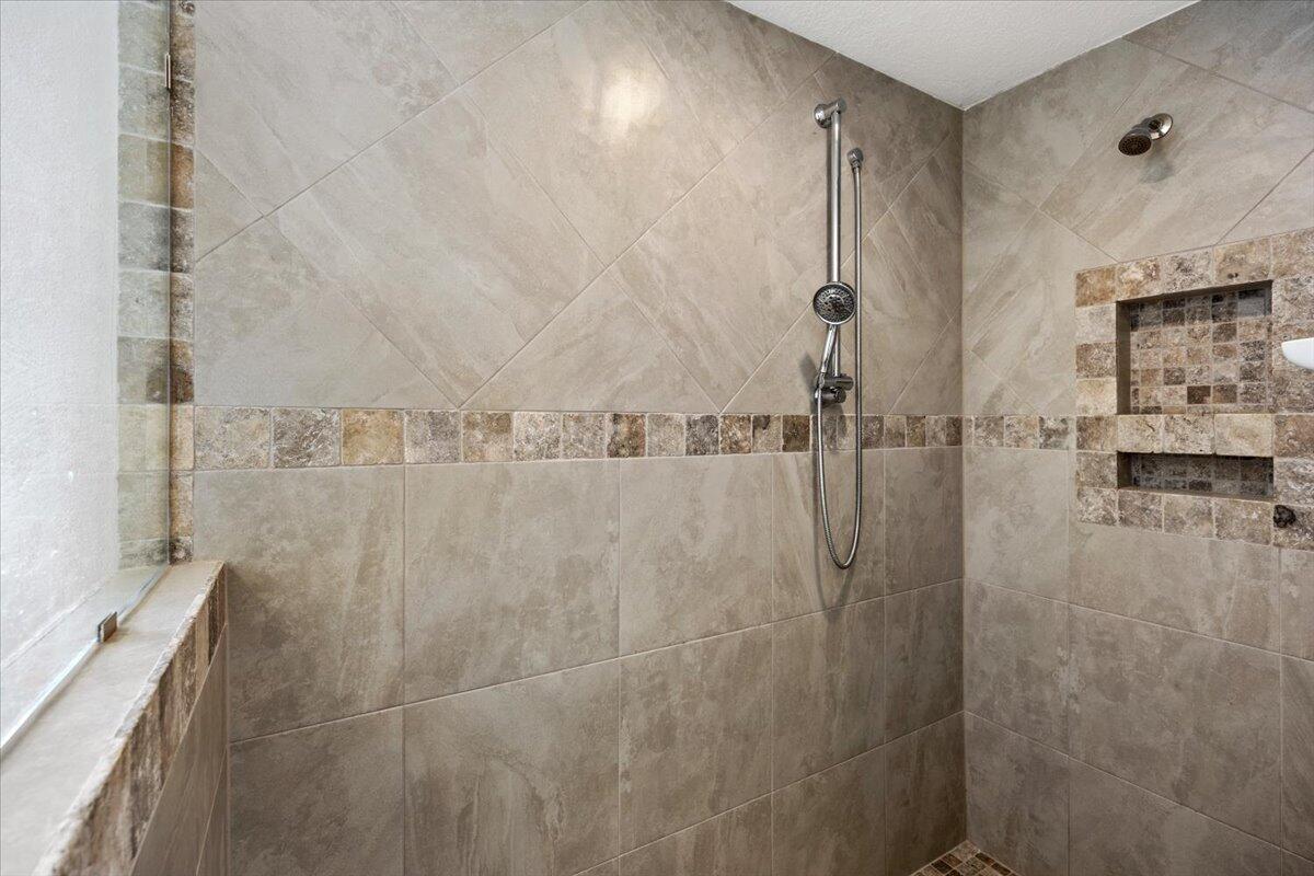 9586 Creets Landing Drive CL07