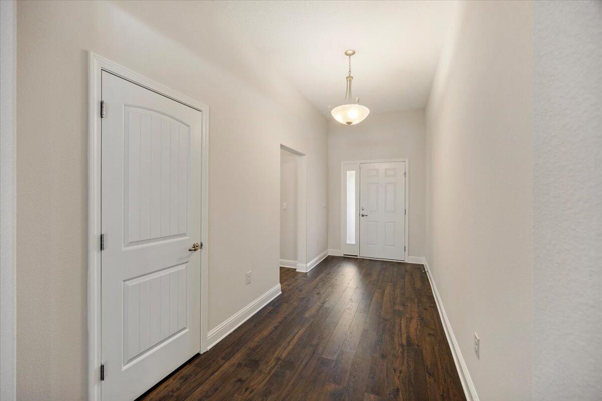 9586 Creets Landing Drive CL07