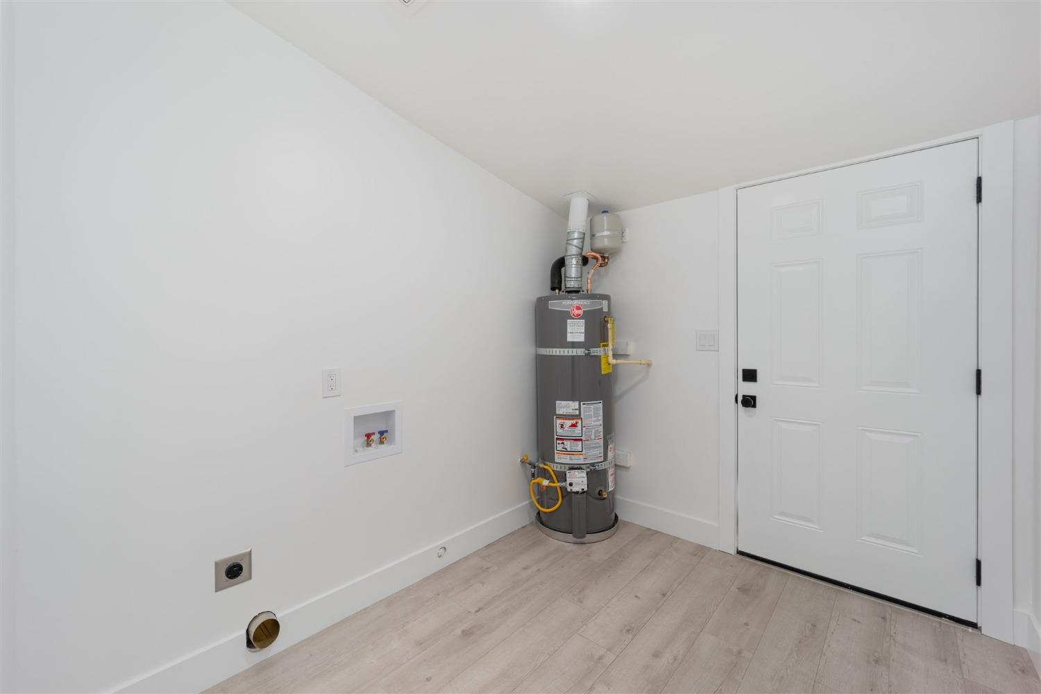 2543 Freeport Boulevard