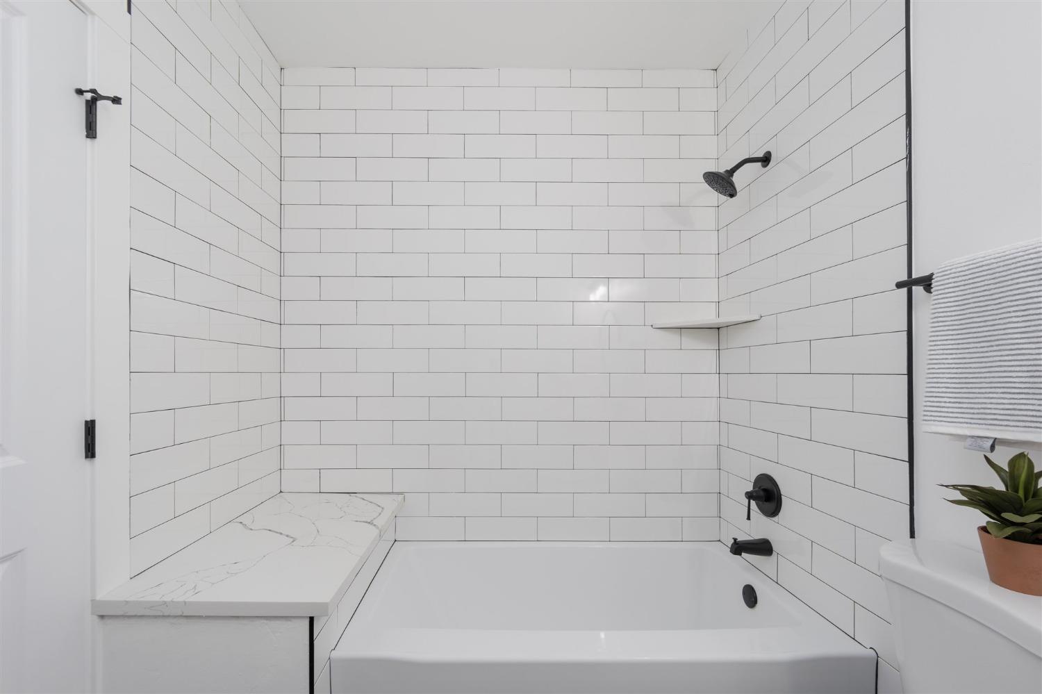 2543 Freeport Boulevard