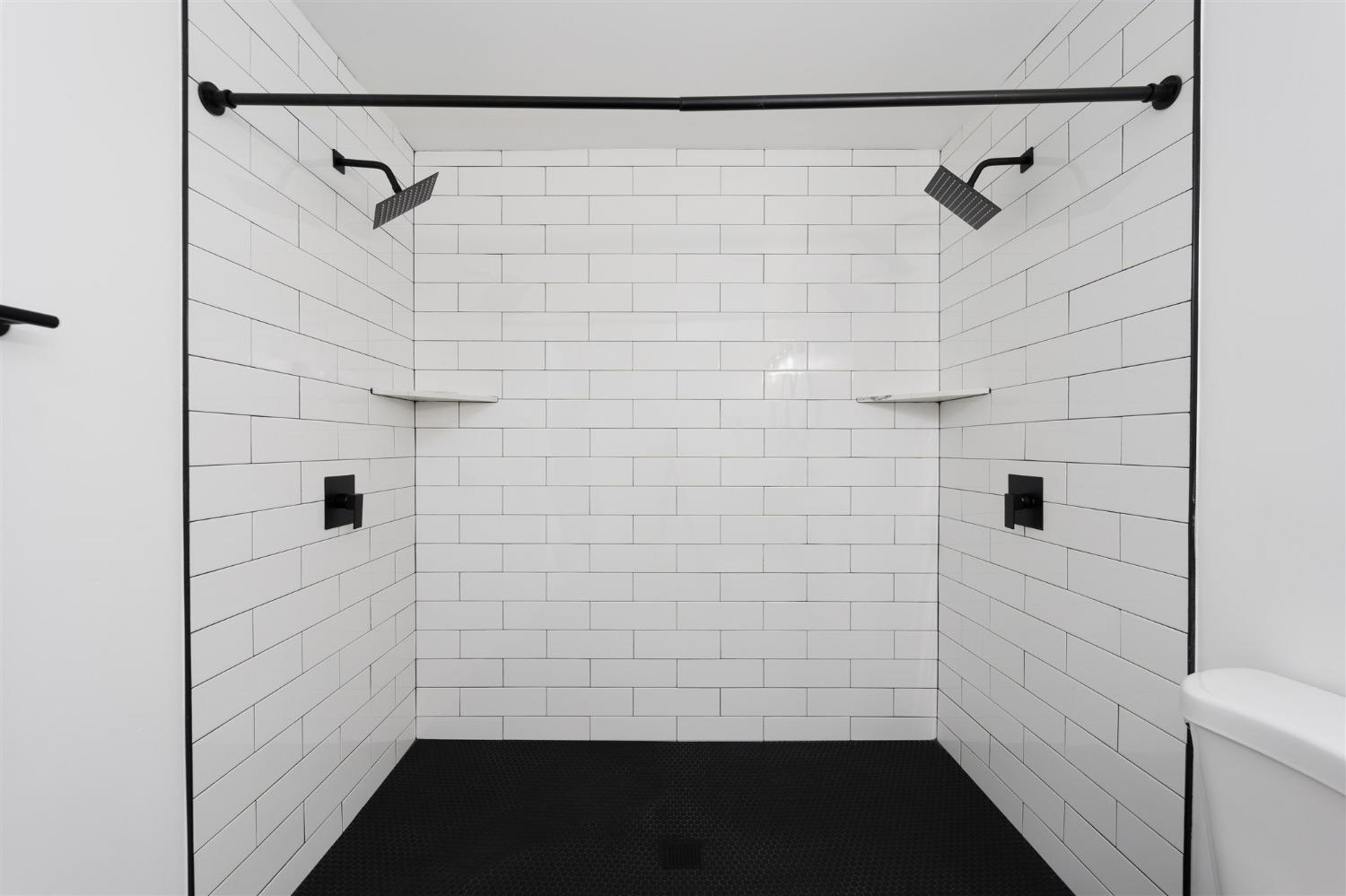 2543 Freeport Boulevard