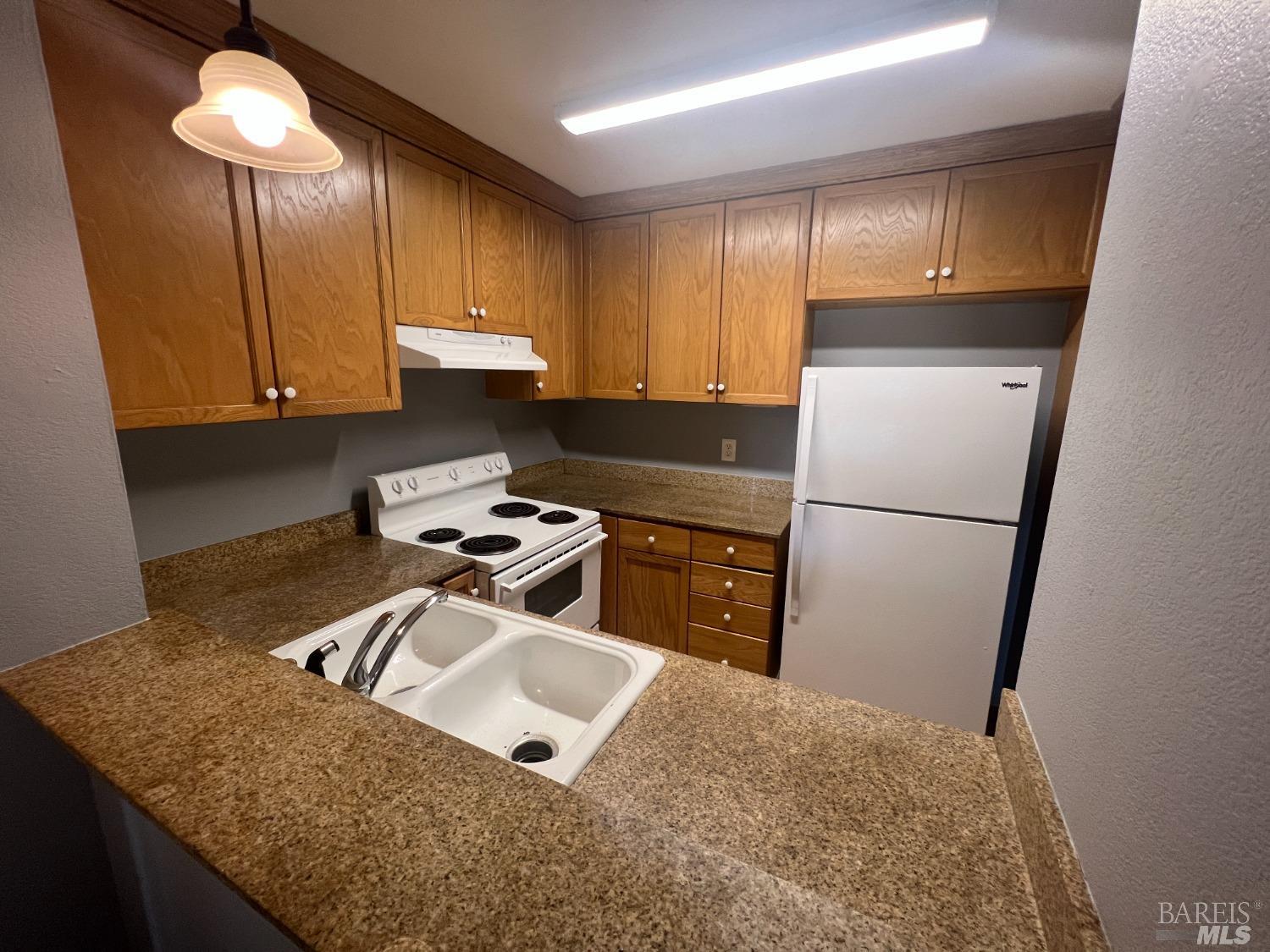 1333 N Camino Alto Drive Unit: #220