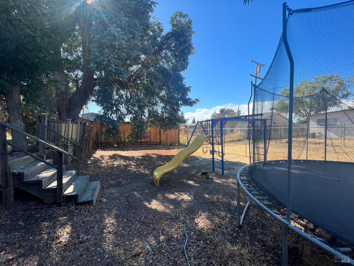 1725 Santa Monica Street