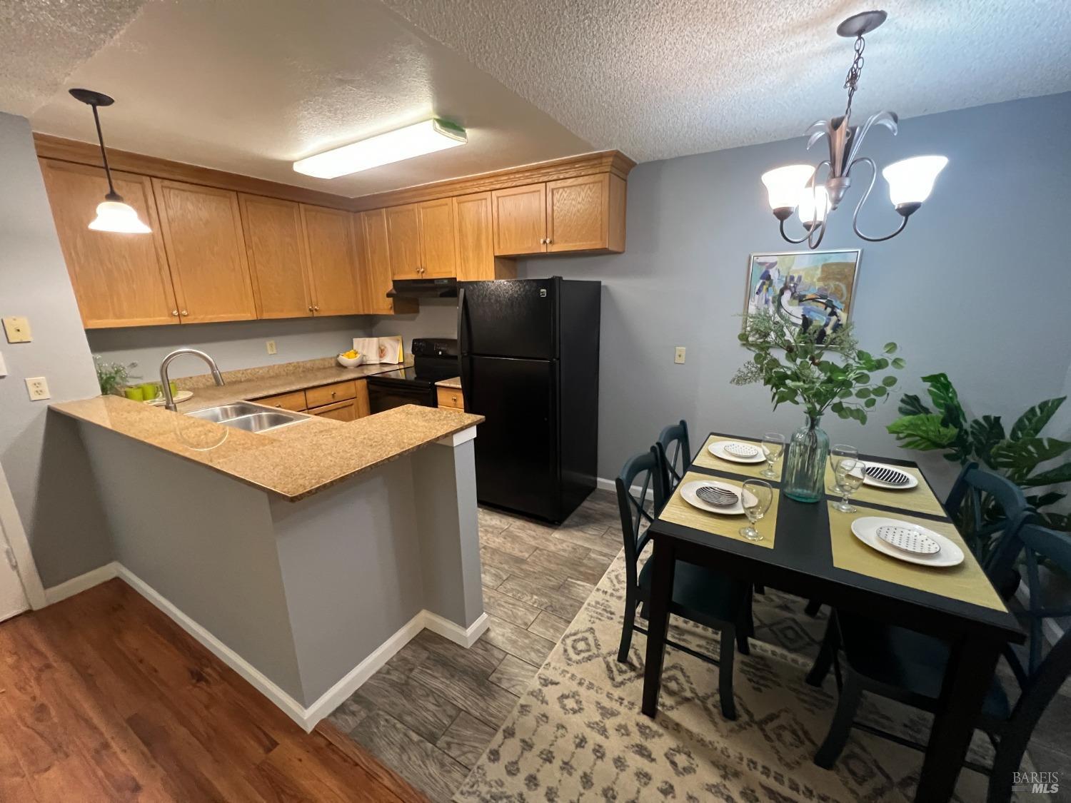 1333 N Camino Alto Drive Unit: #165