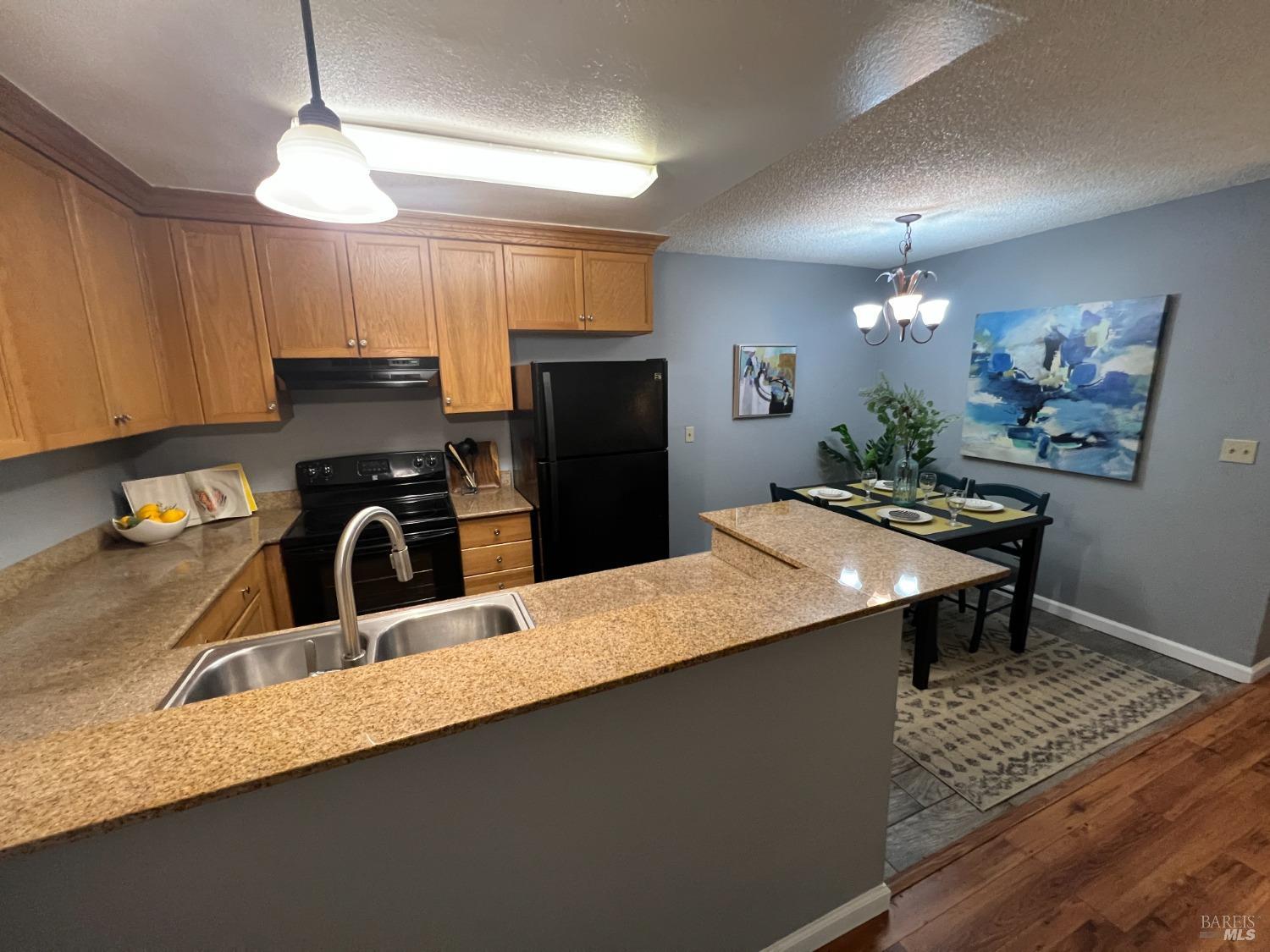 1333 N Camino Alto Drive Unit: #165