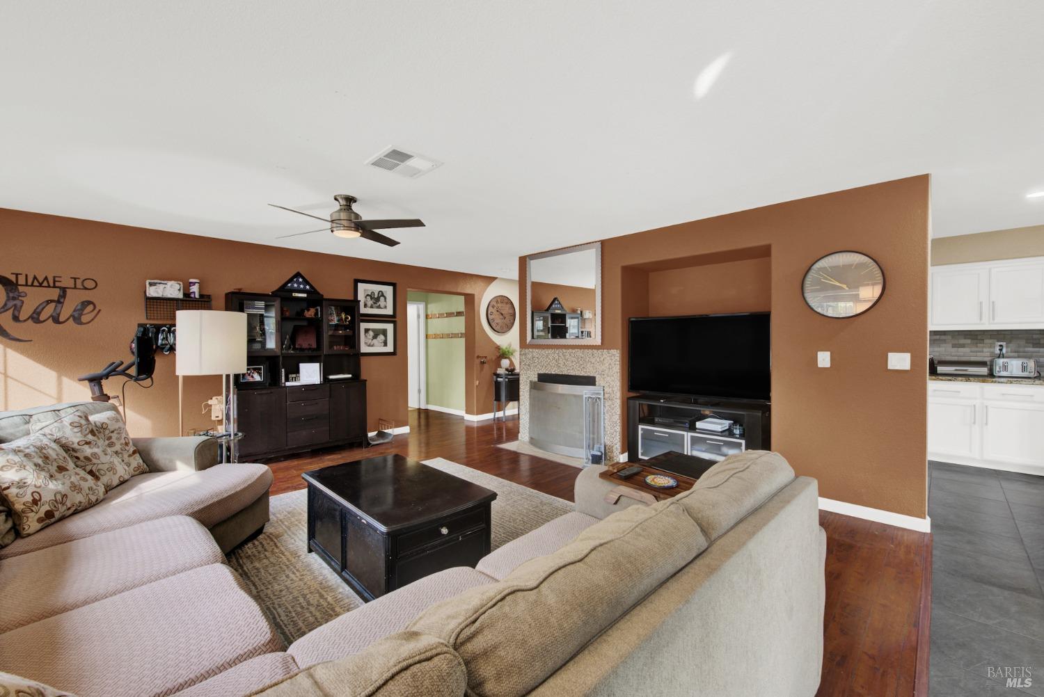 4579 Avondale Circle