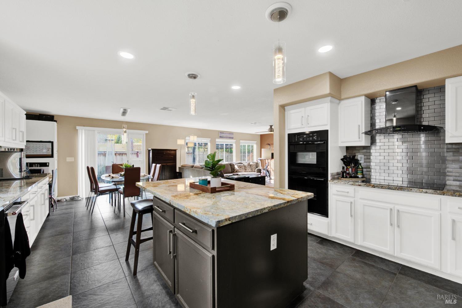 4579 Avondale Circle