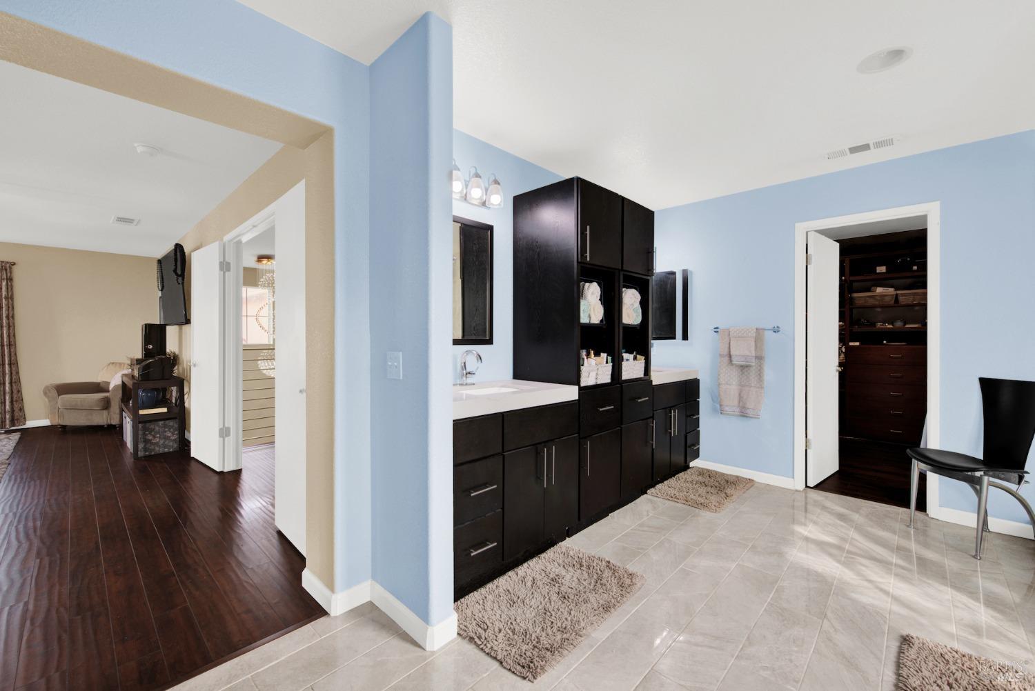 4579 Avondale Circle