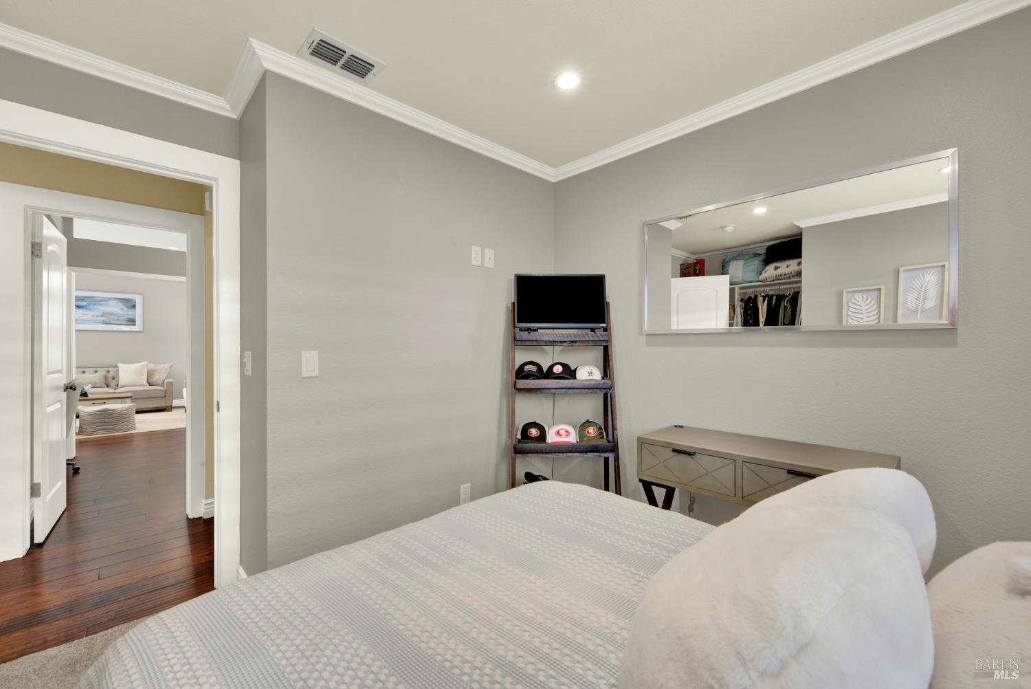 1756 Fawn Glen Circle