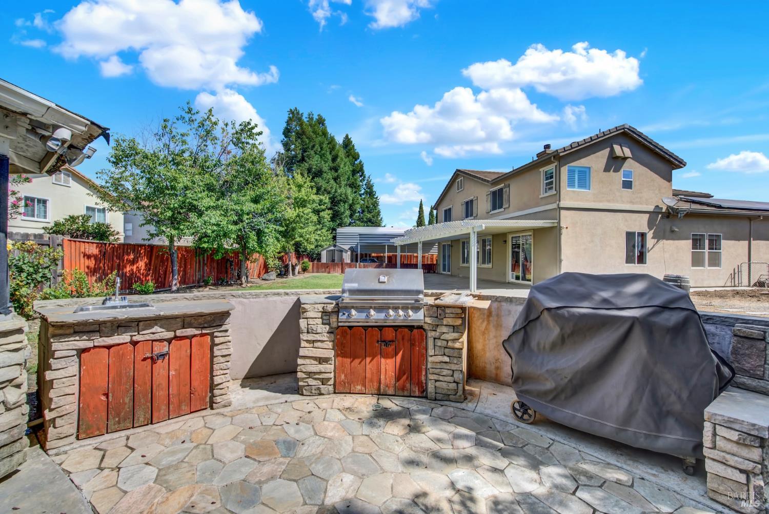515 Kings Court
