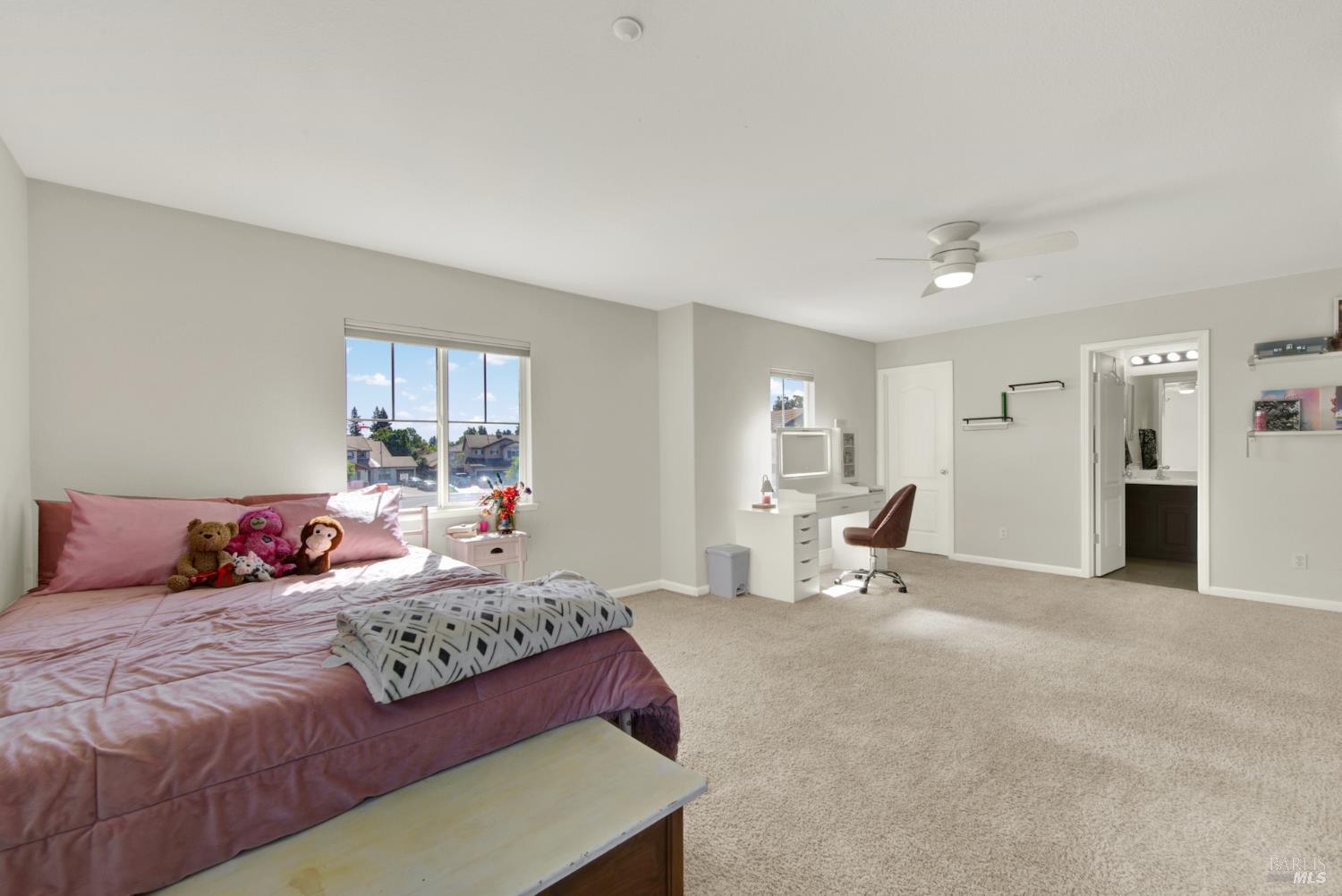 515 Kings Court