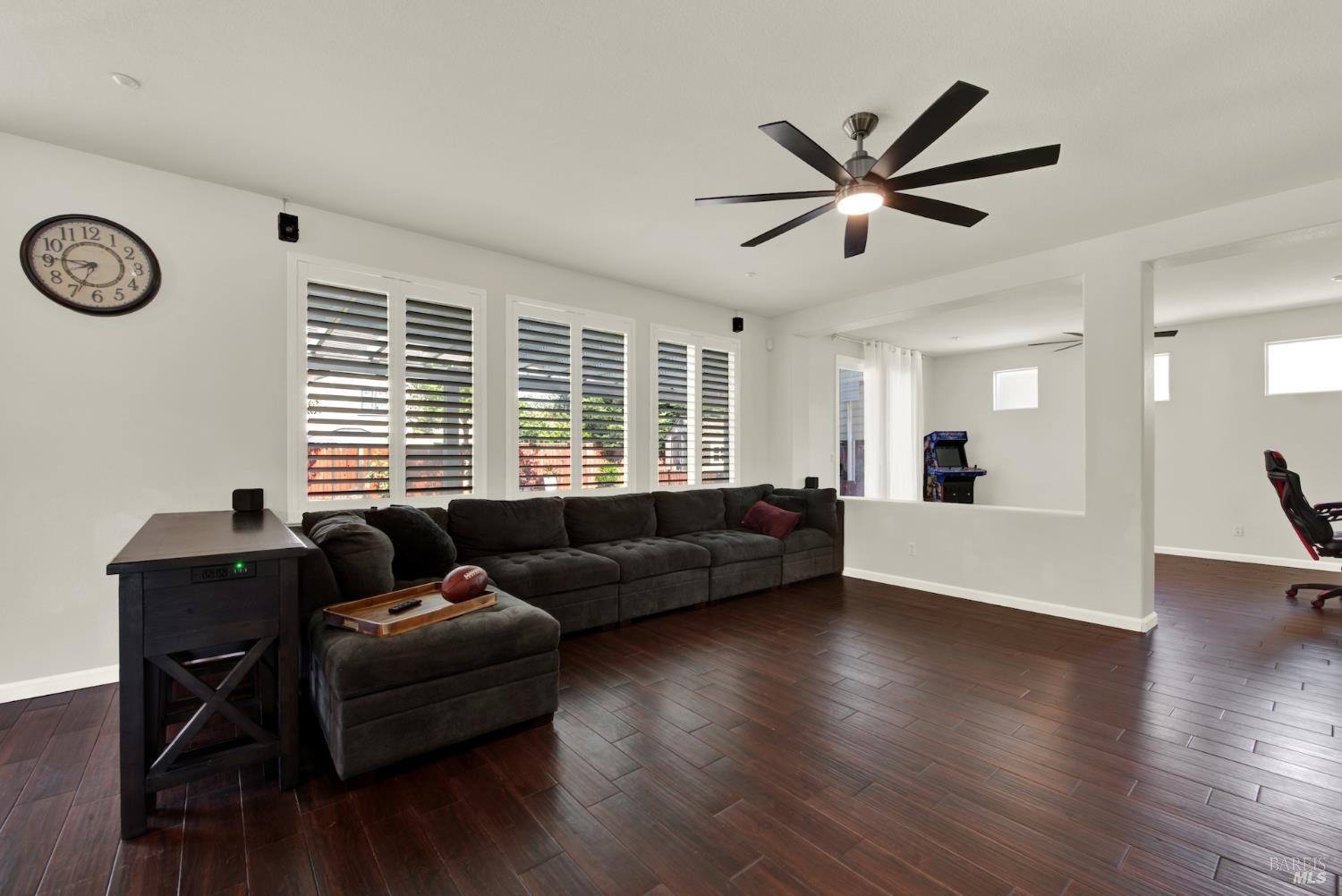 515 Kings Court