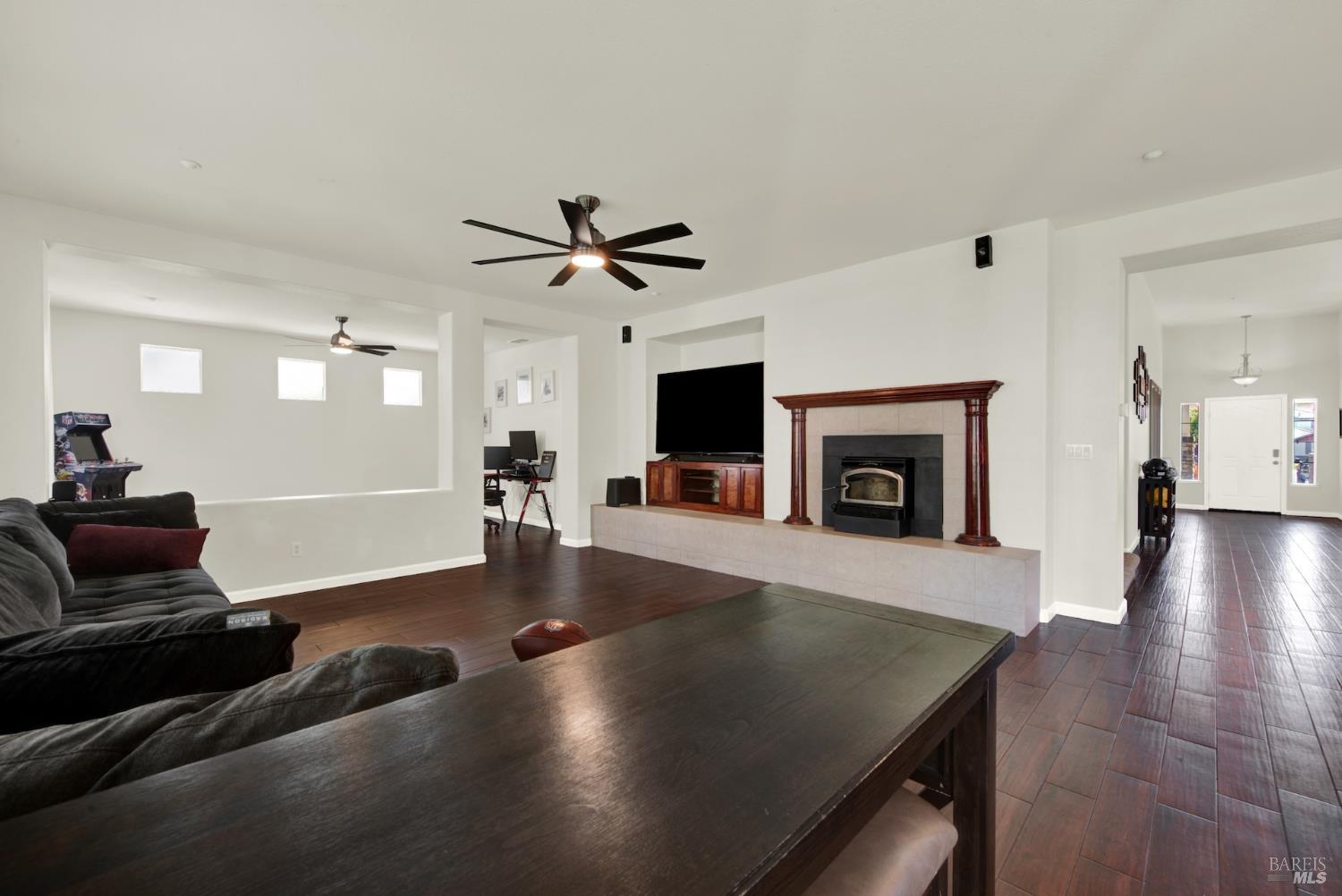 515 Kings Court