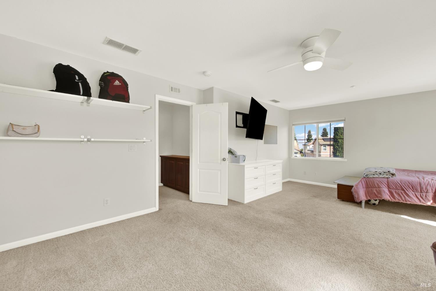 515 Kings Court