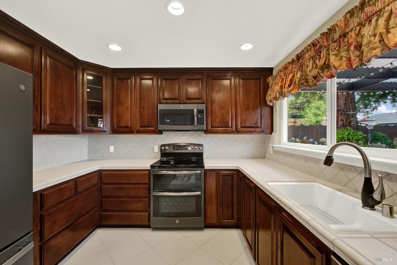 106 Revere Court