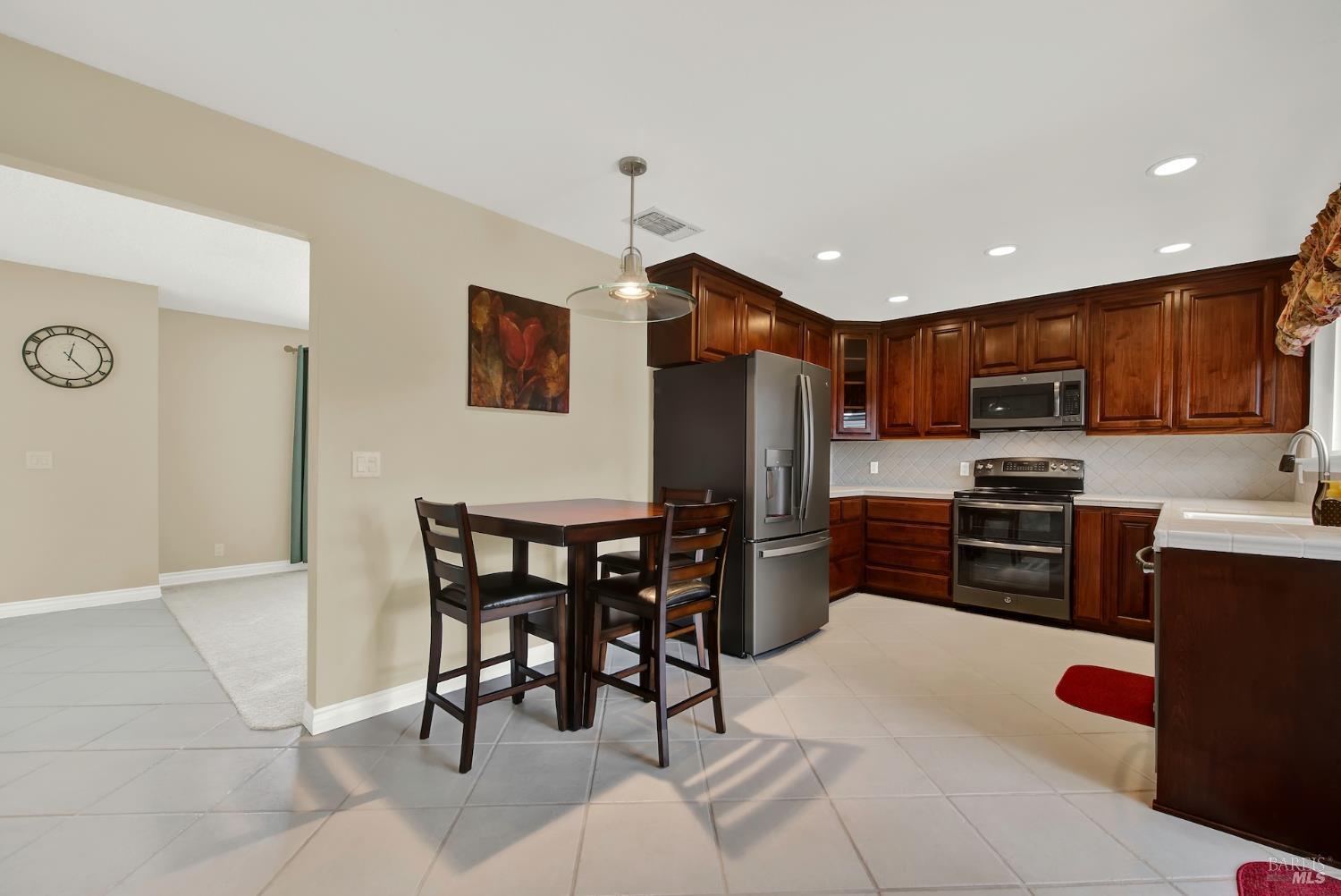 106 Revere Court