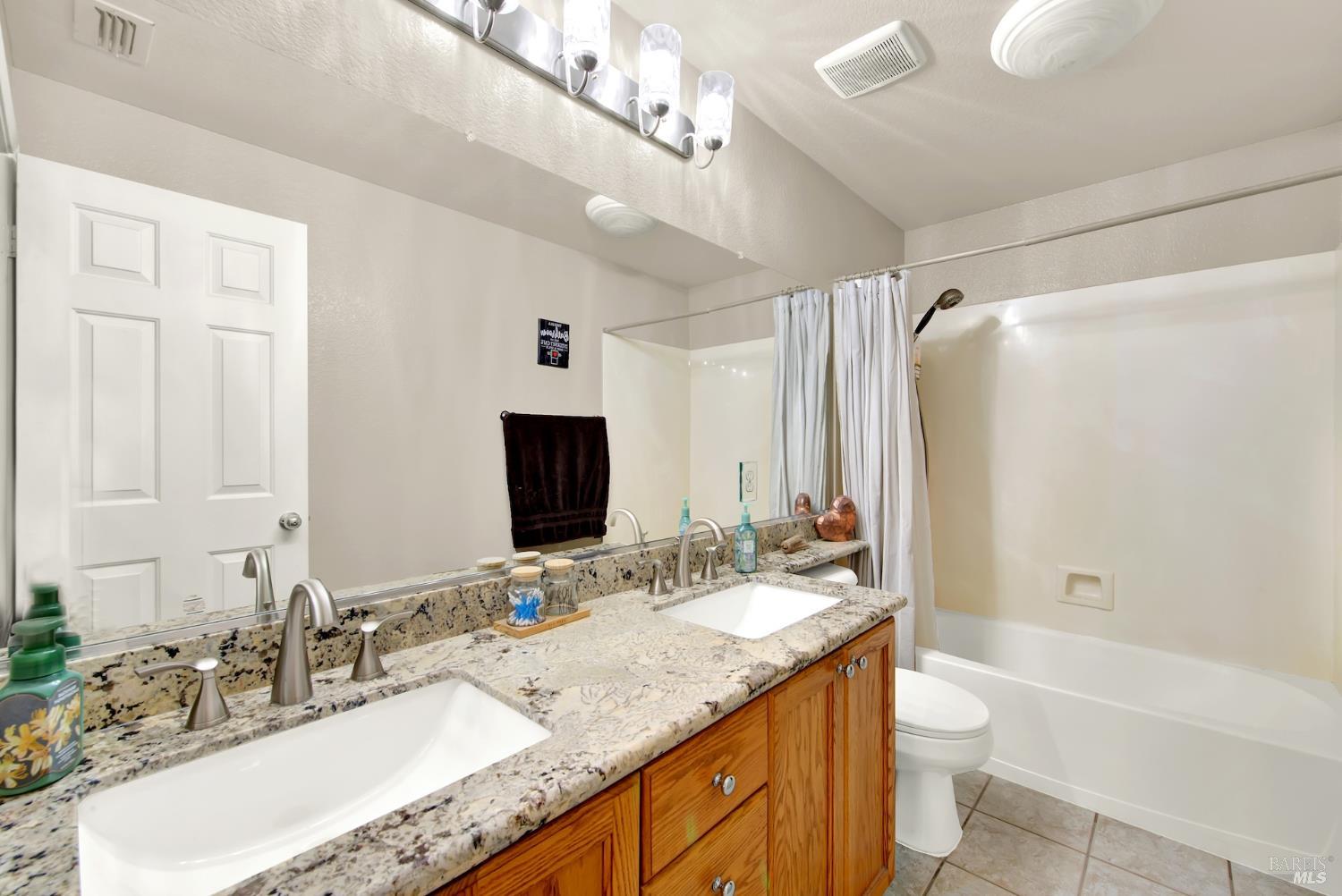 921 Topaz Circle
