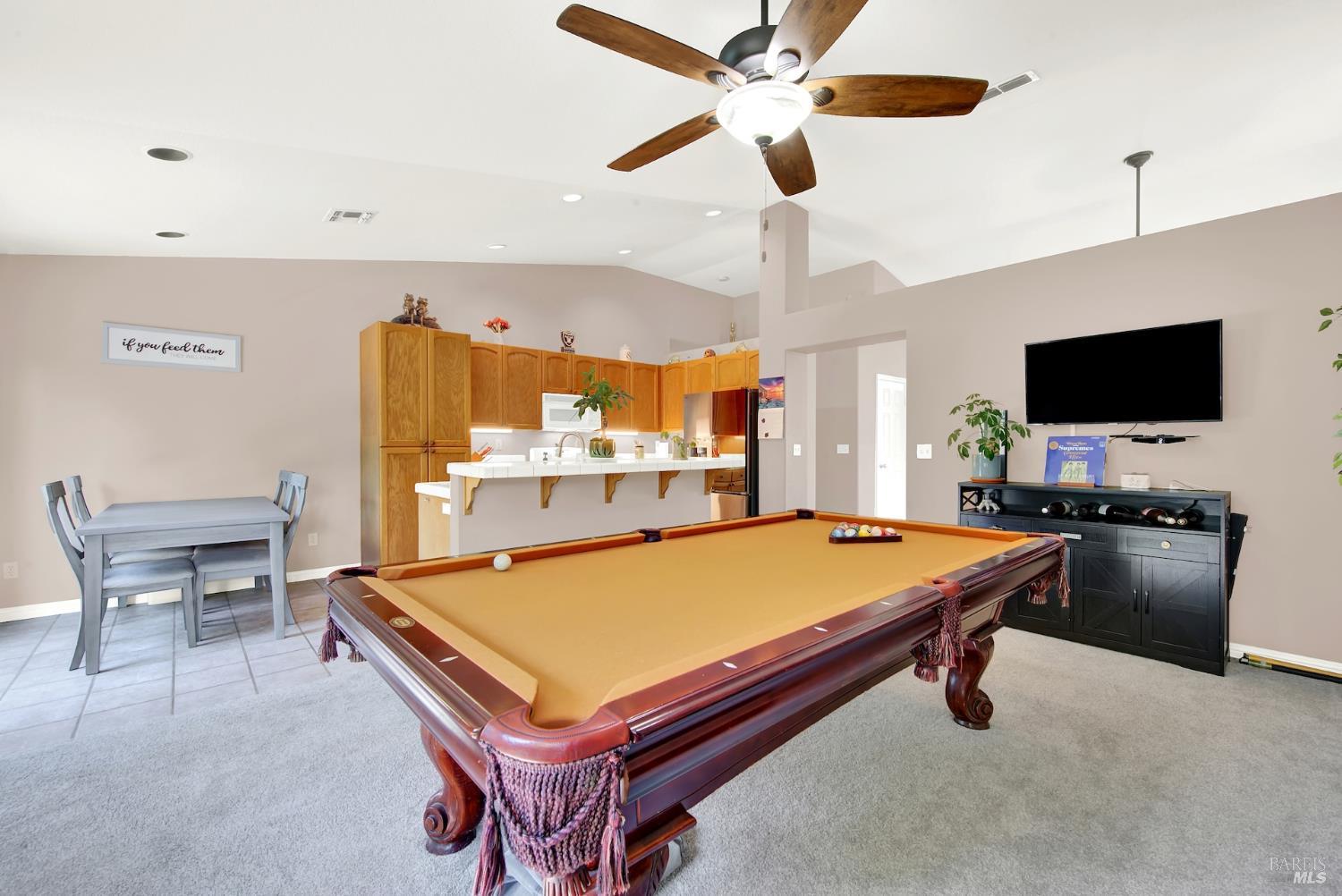 921 Topaz Circle