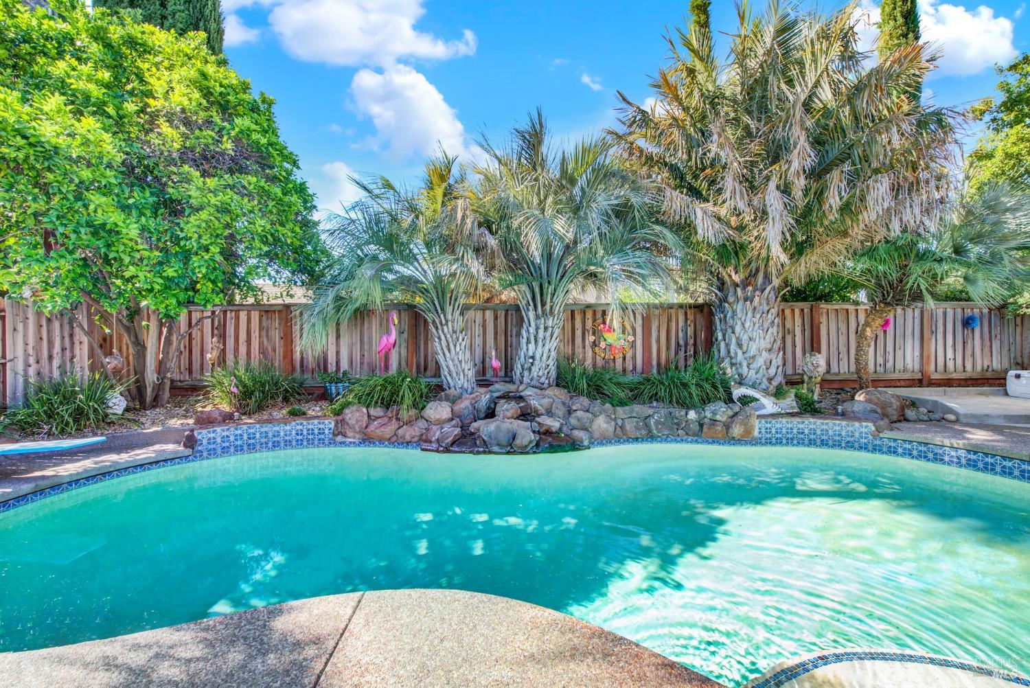 921 Topaz Circle