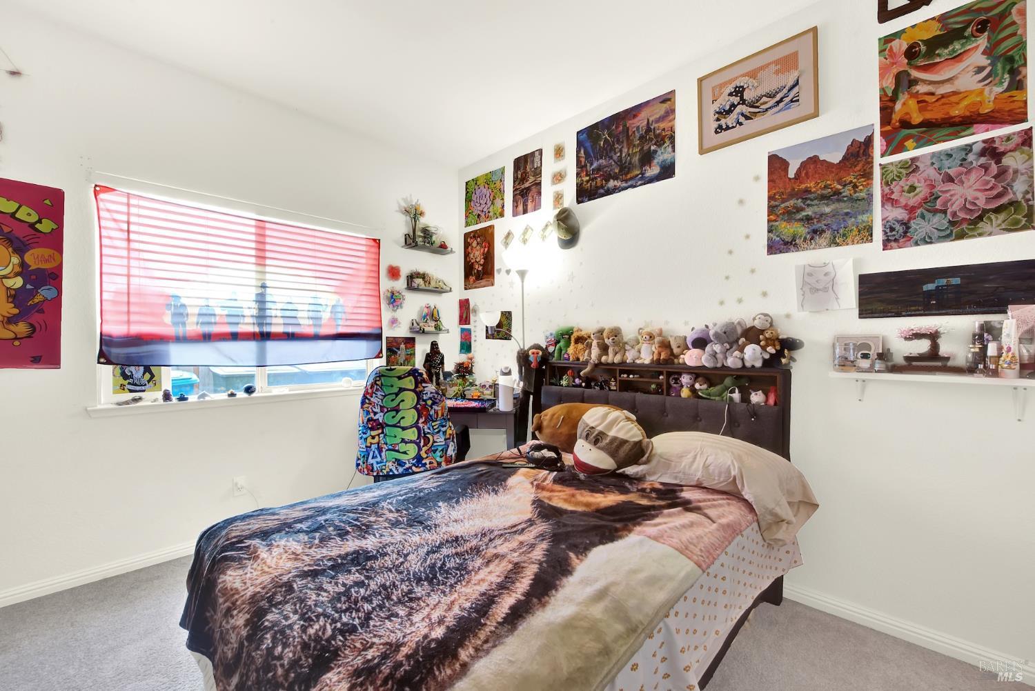 921 Topaz Circle