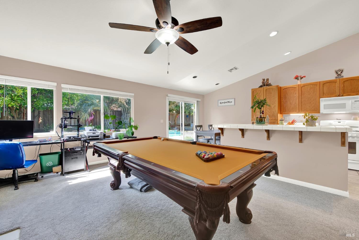921 Topaz Circle