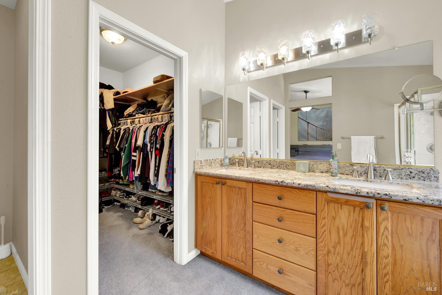 921 Topaz Circle