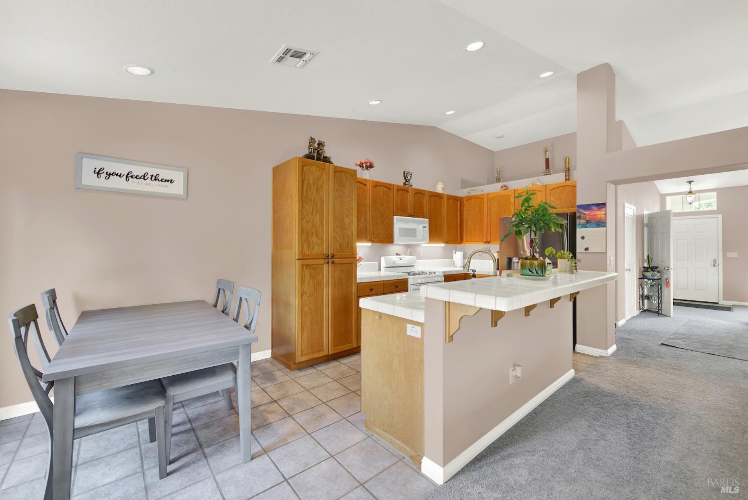 921 Topaz Circle