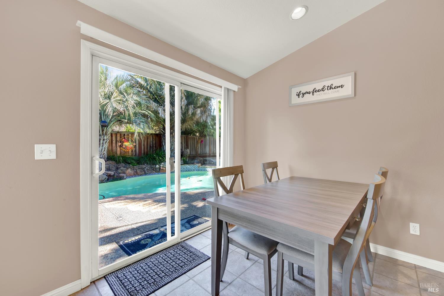 921 Topaz Circle